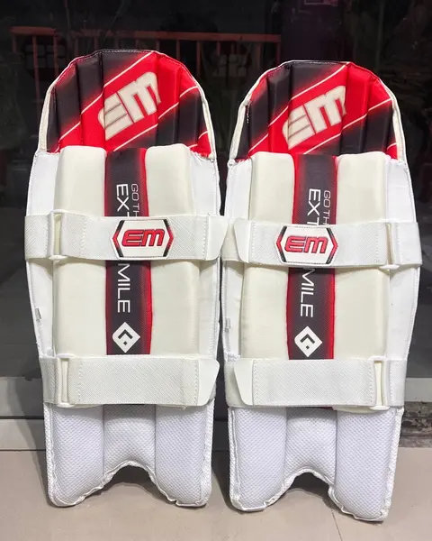 EM Flex Pro Wicket-Keeping Pads, photo 2