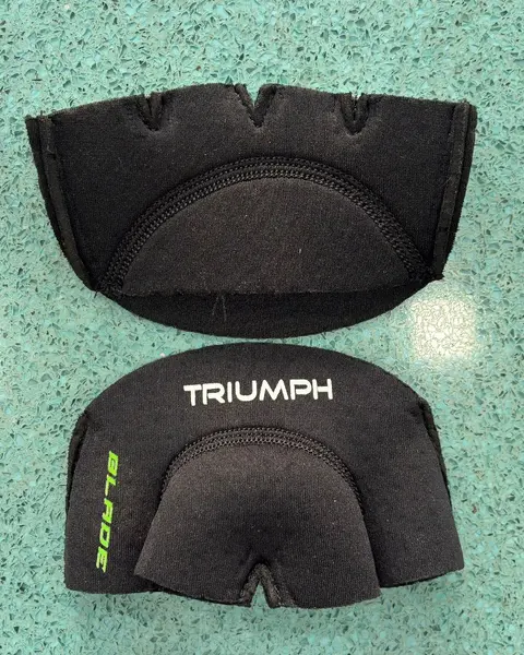 TRIUMPH Catching Gloves, photo 2